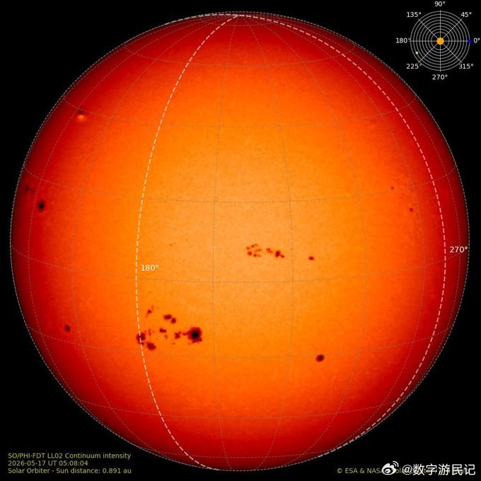 科学家报告称，一个能够向地球释放强大磁暴的太阳区域出现了。一个巨大的太阳黑子群出