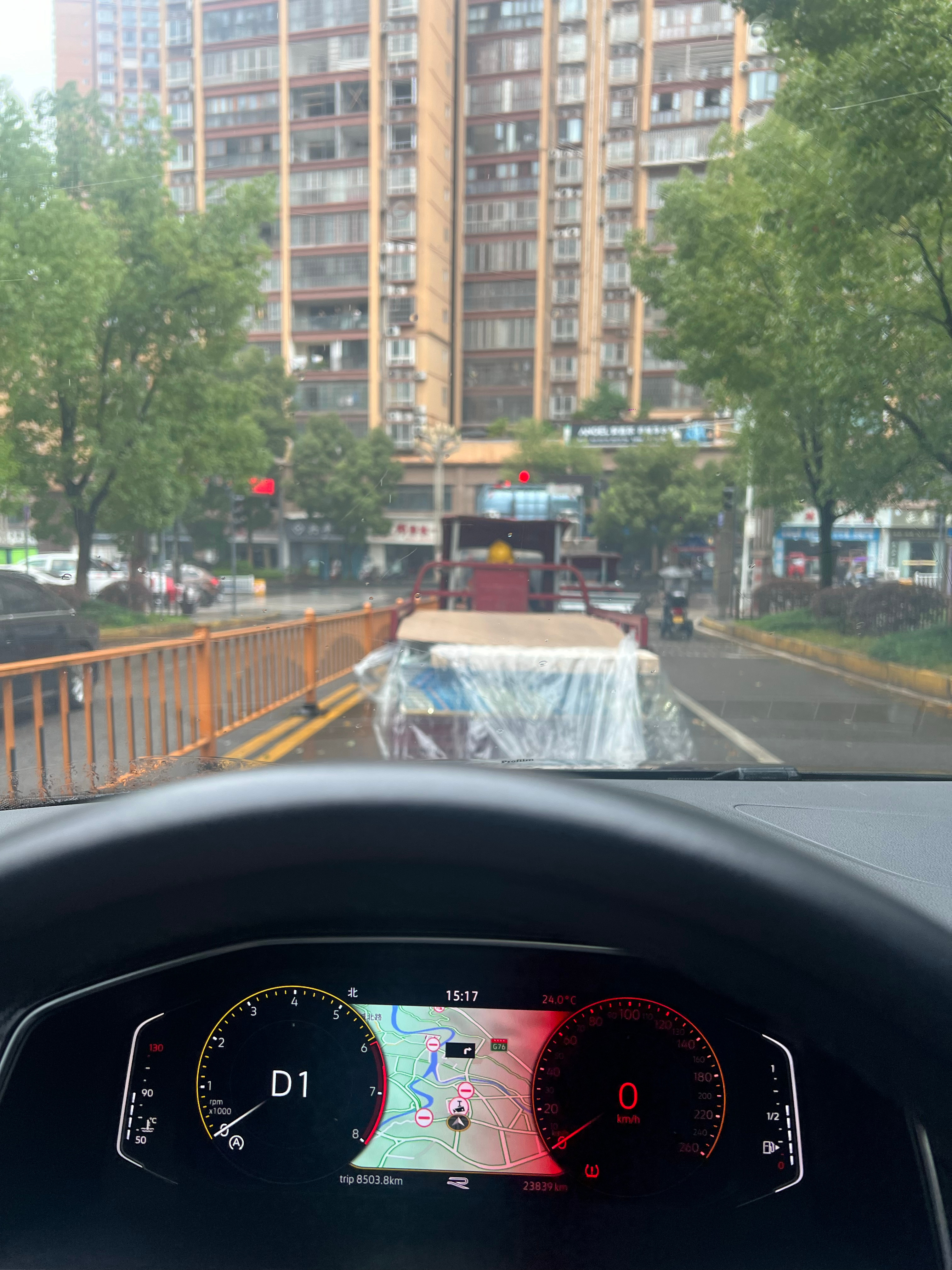 油车真的崩盘了吗可是我觉得还是油车安全啊，看了电车自燃真的很可怕