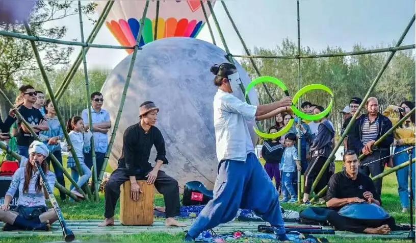 全网都在边测sbti边听音乐节南京边吹江风边蹦迪的快乐来了ISTP拆装手机支架比