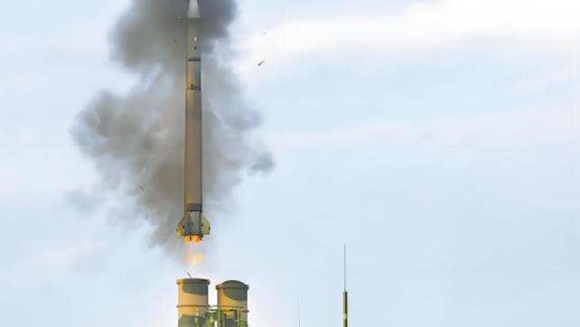 伊朗军舰遭美潜艇击沉后，印度媒体又坐不住了：中国武器实战不行，就是吹得厉害！
