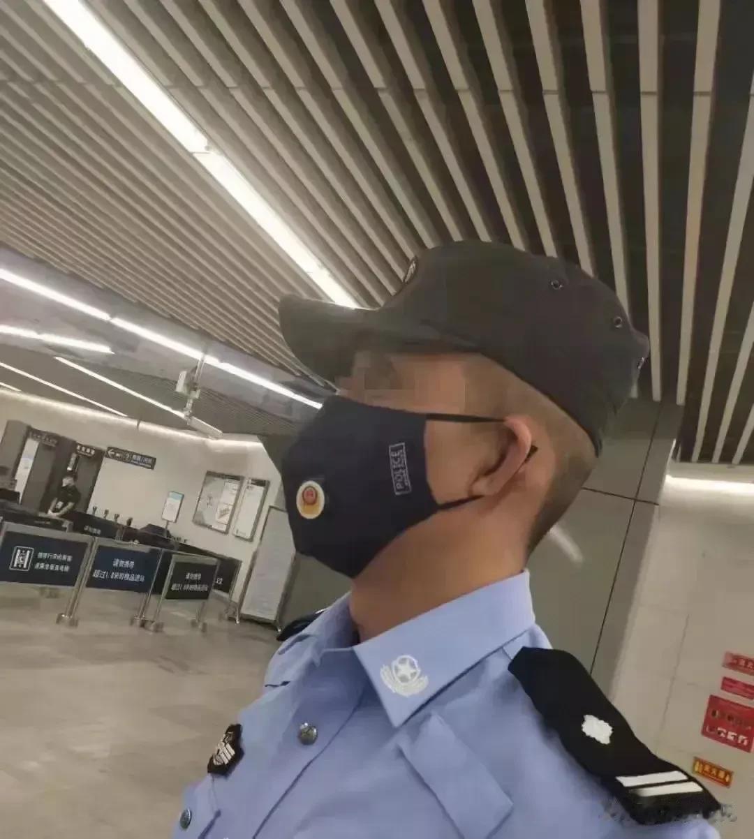 这单位就喜欢张扬，一次性的东西，搞这么复杂！财政的钱袋子，应该紧着花，这样很不好