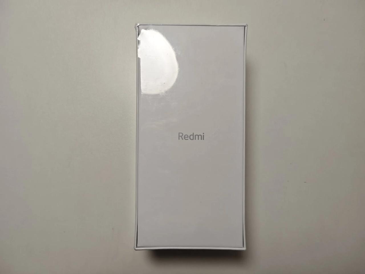 红米Note14Pro+真强的可怕，日常在户外比较多，或者手机比较容易摔，容易泡