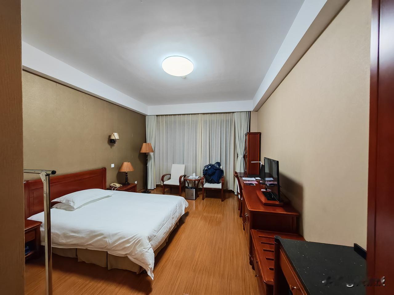 集中学习一段时间
今年新规定
上课时间不让带手机了
学习效率超级高
每天笔记本?