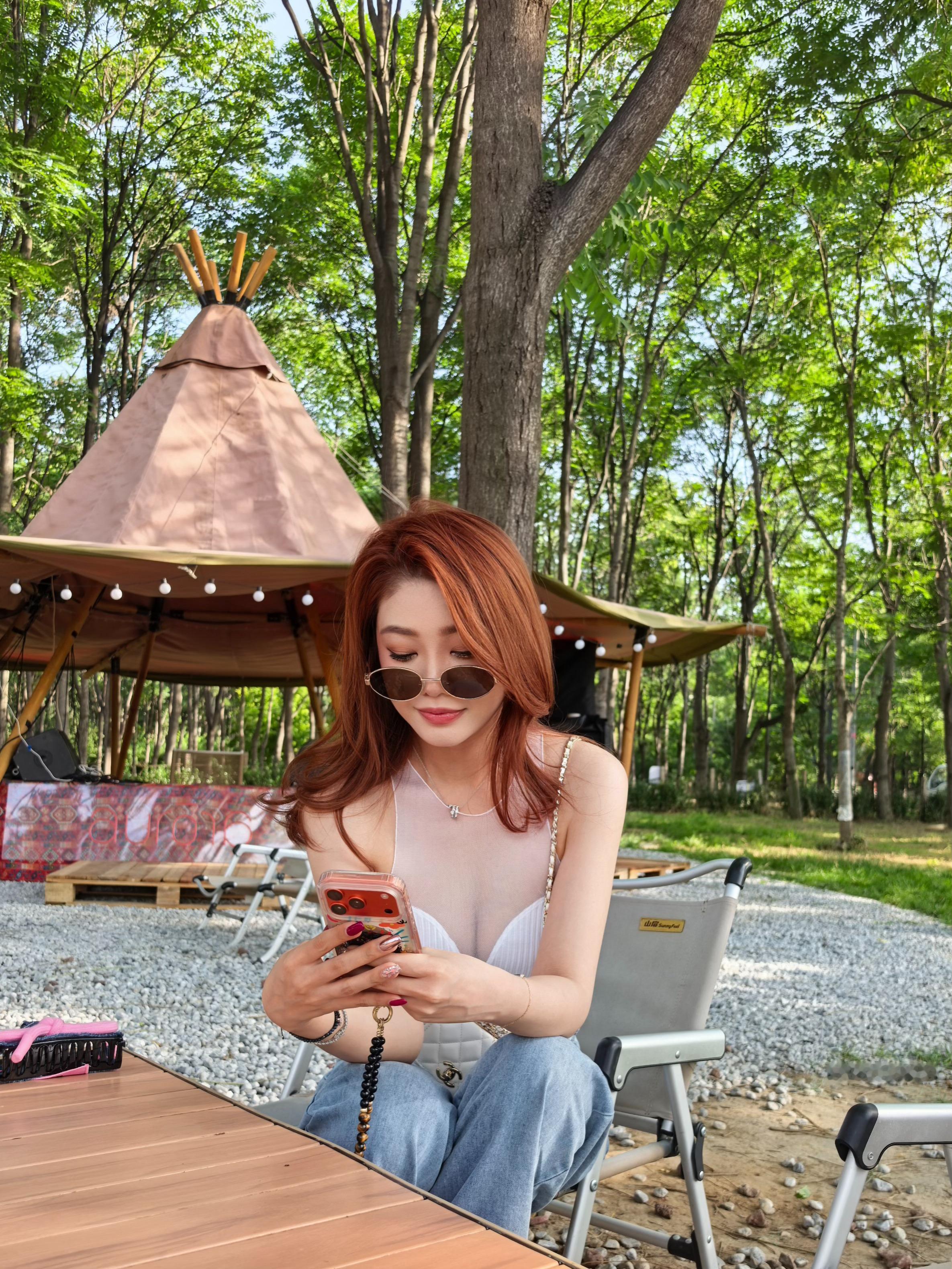 下午咖了一下儿 然后旁边人跟着酒了起来 北京·belo park 彼落公园