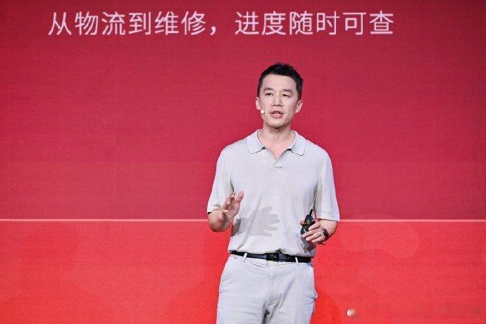 这届机器人开启纯过日子模式科技不一定非要高高在上，也可以落进普通的家庭生活。褪去