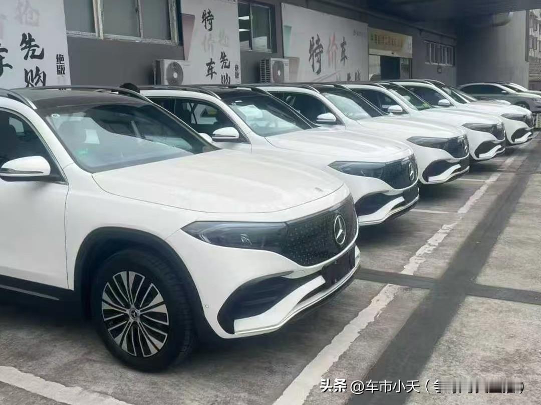 奔驰的电车基本都要流入二级市场，因为4S店贡献的销量极其有限。奔驰电车销量差的原