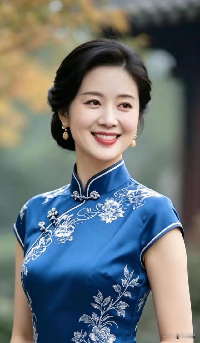 年少时以为婚姻要像火
烧尽彼此才算酣畅淋漓

后来才懂真正的相守是水
温润无声却