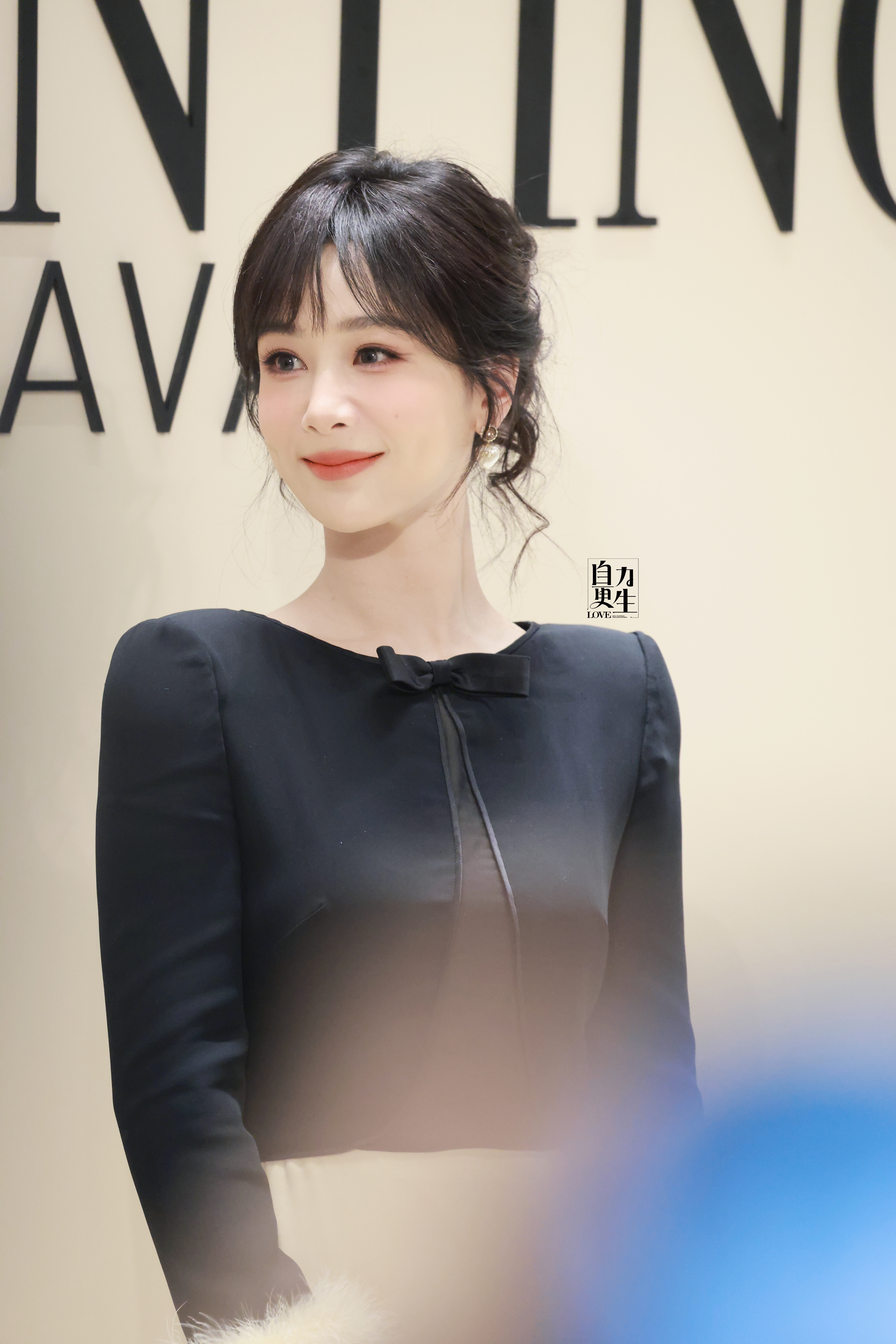 花会沿路盛开，你以后的路也是 