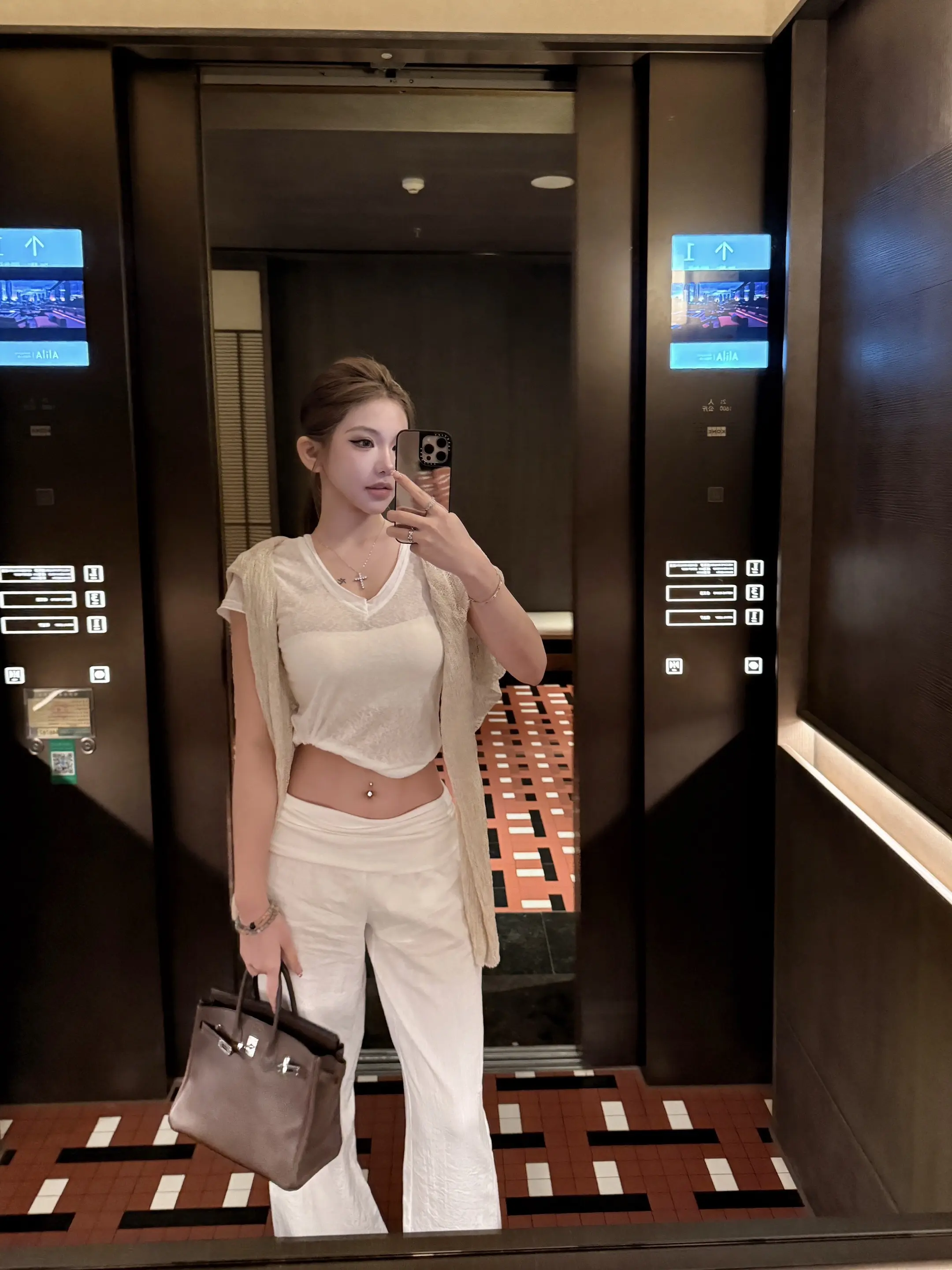 哈哈系统给的tag 25号哦老婆们！