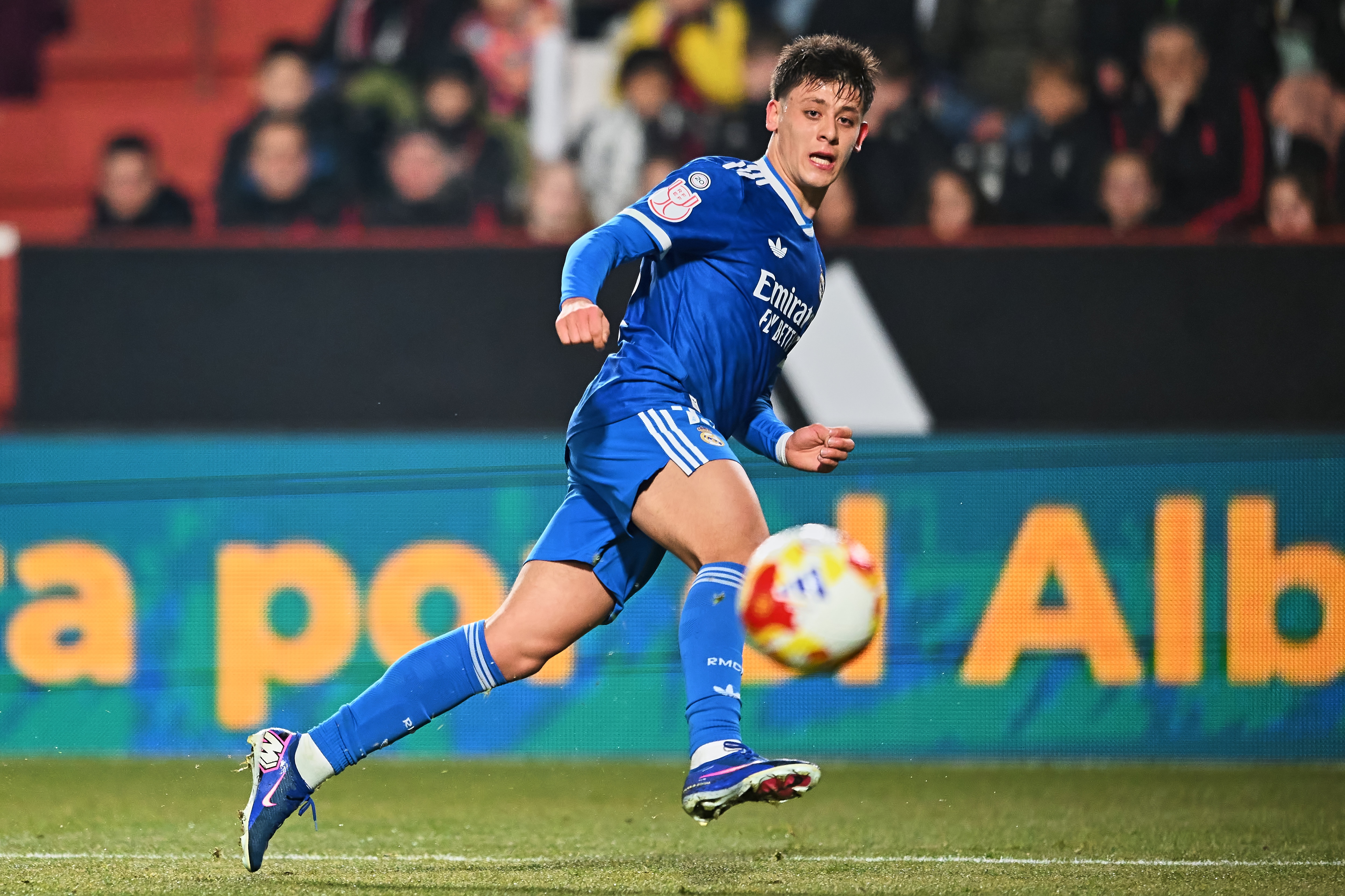 马卡：每90分钟创造机会2.94次，居莱尔正朝稳定主力方向迈进