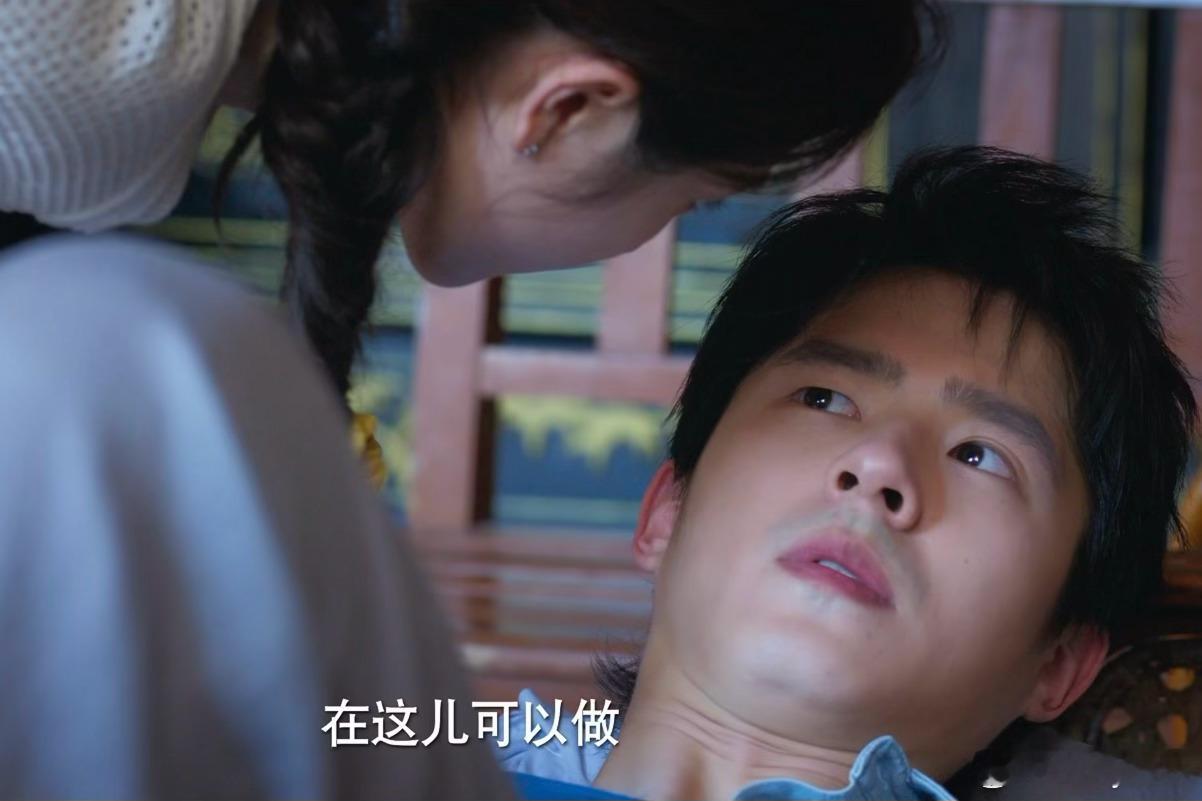 刘昊然告李兰迪的状刘昊然：我要告李兰迪！当年游戏直接把粉扑到我脸上，鼻孔都变蓝了