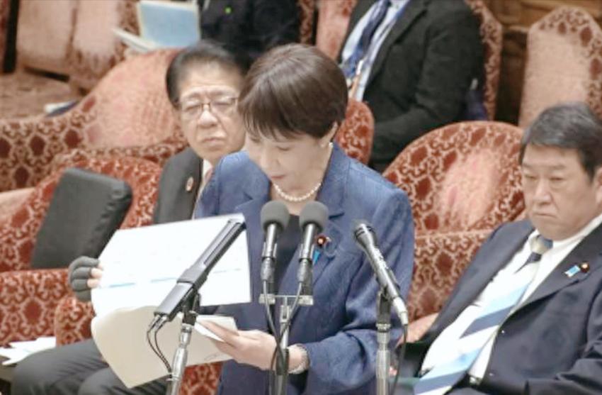 日本政坛又爆大瓜！高市早苗在国会答辩上的一番操作，直接把自己推上了风口浪尖，竟然