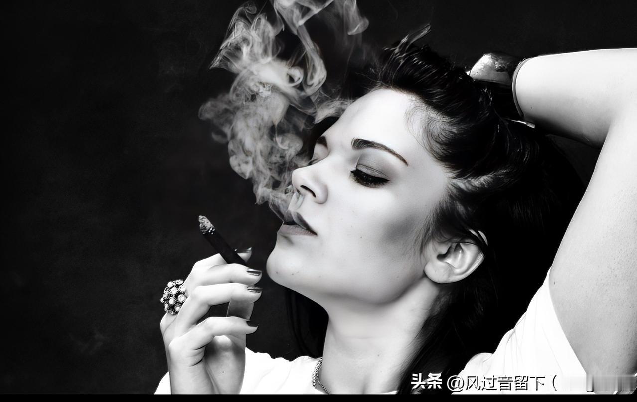 真的，我已经见过很多，要问排斥不排斥，我感觉我现在不排斥！
以前老认为抽烟是男人