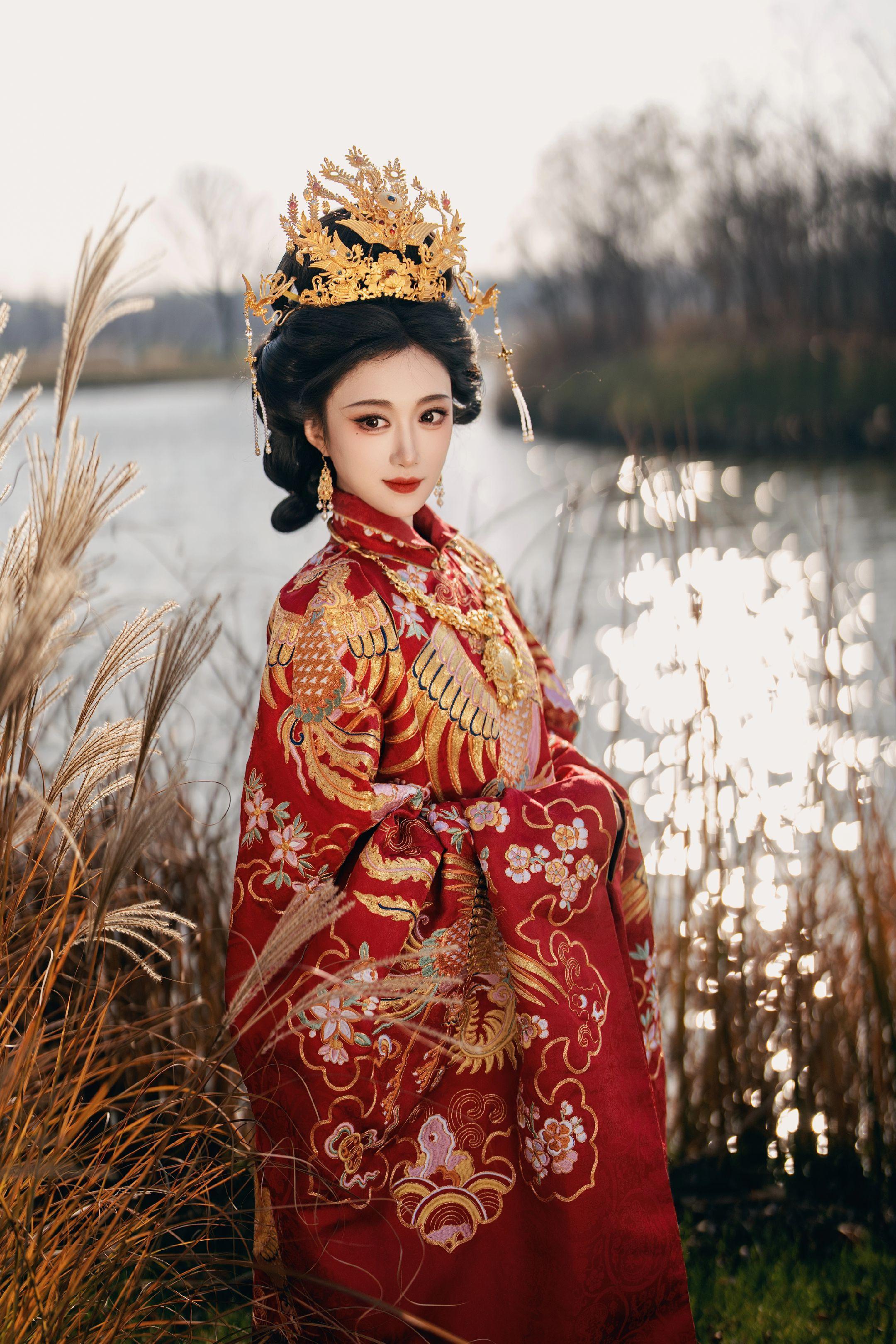 如是海汉服出行日部分返图。