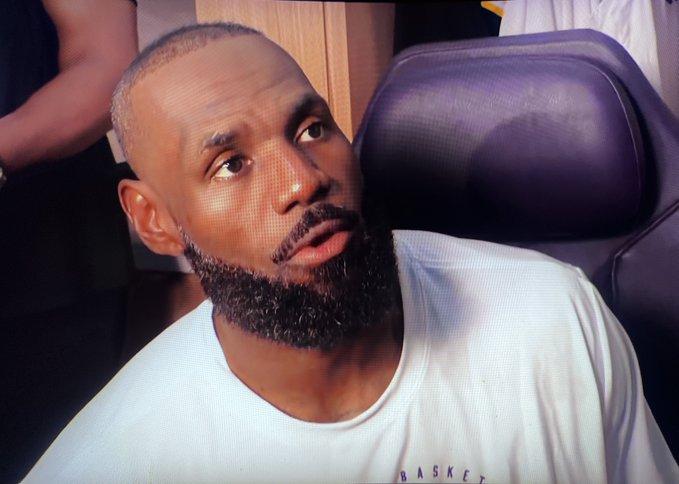 詹姆斯谈为何输给了马刺队，"马刺队是一支非常独特的球队，他们有六七个人都能运球突