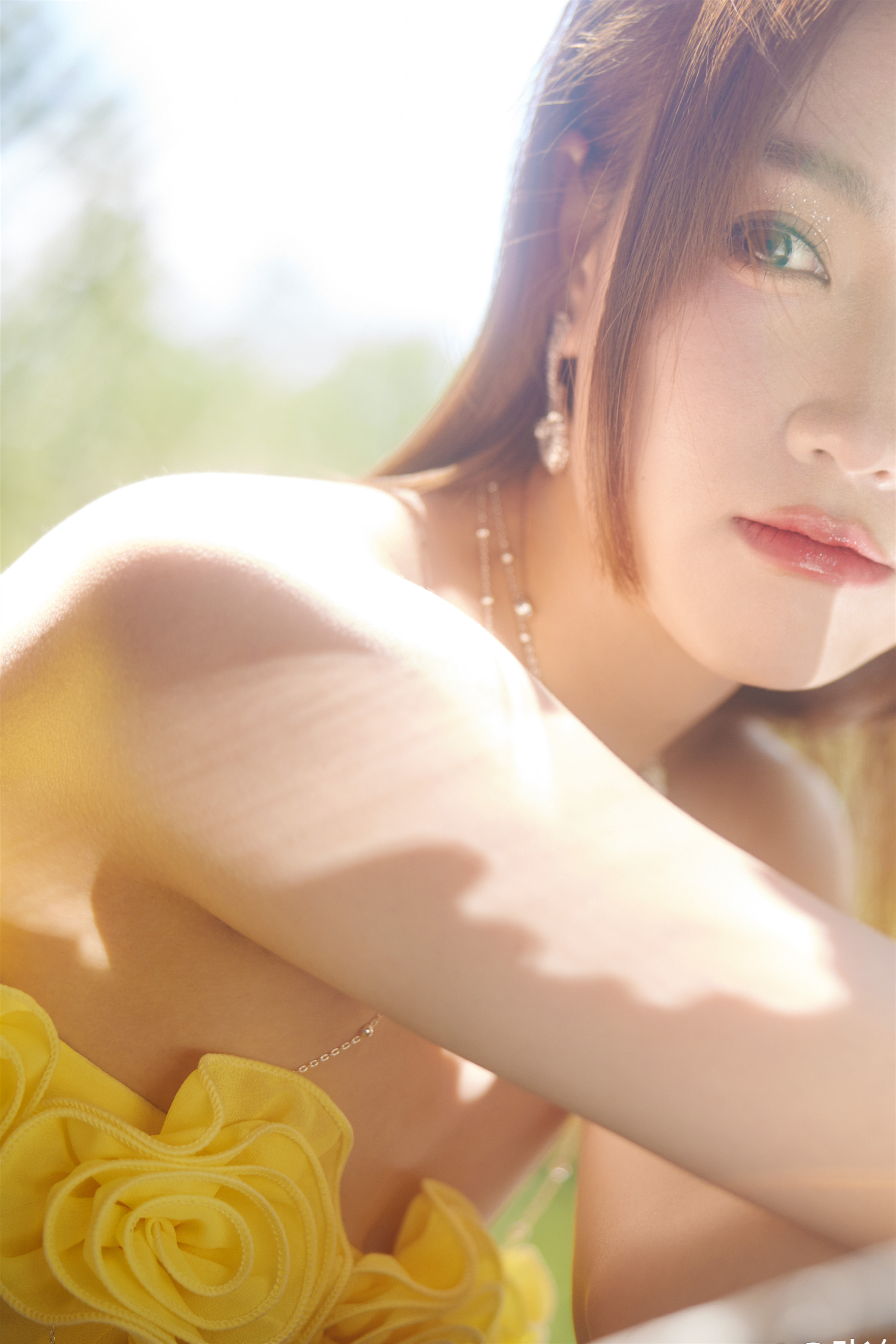 张纯烨心动的信号最新造型：明黄色彩，清新怡人 ​​​