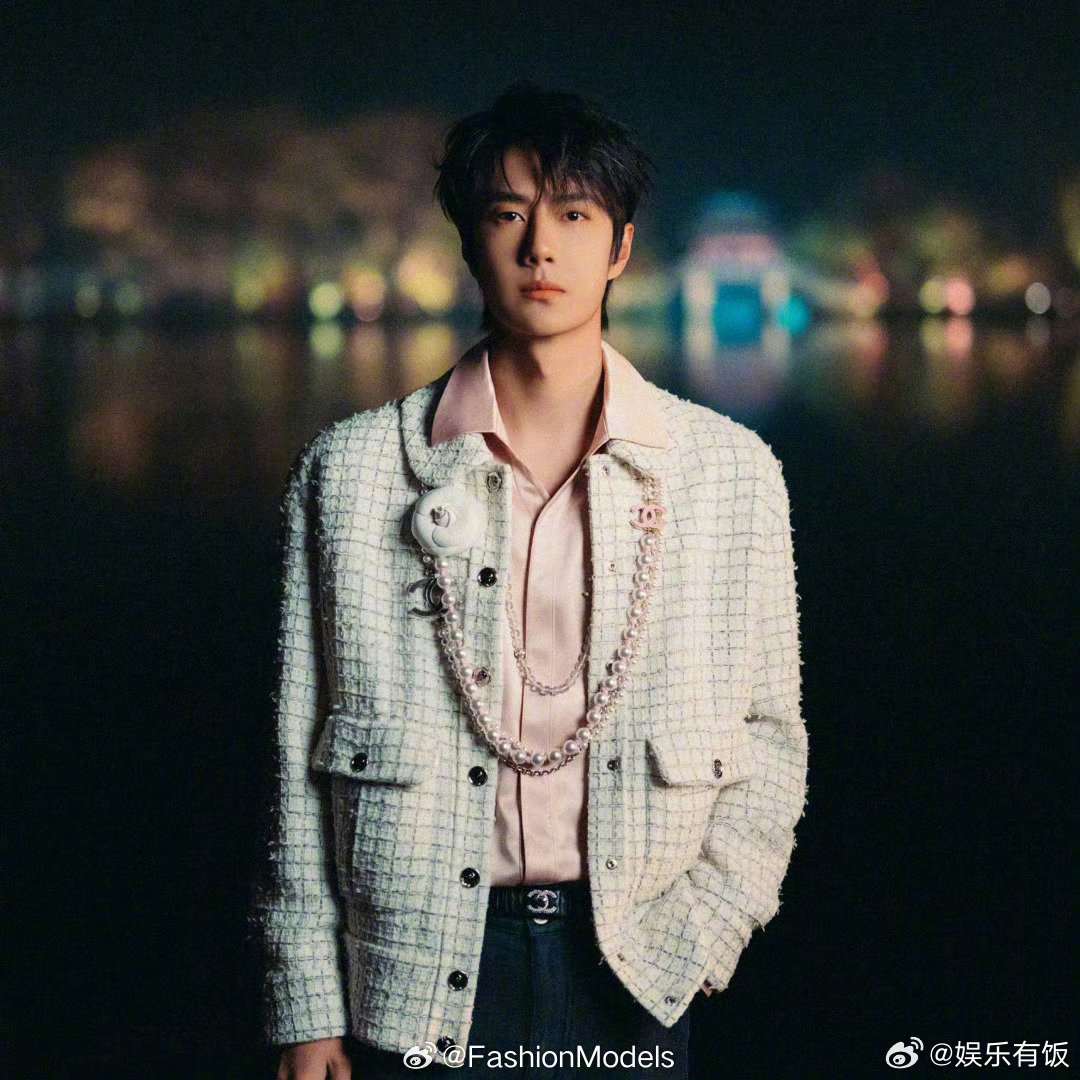 巴黎高定周明星阵容 王一博、辛芷蕾、陈飞宇、杨超越、周游、Angelababy、