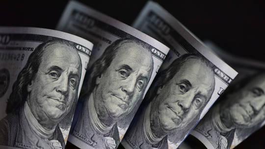 国际货币基金组织（IMF）于周三发布报告指出，今年第二季度美元在全球外汇储备中的