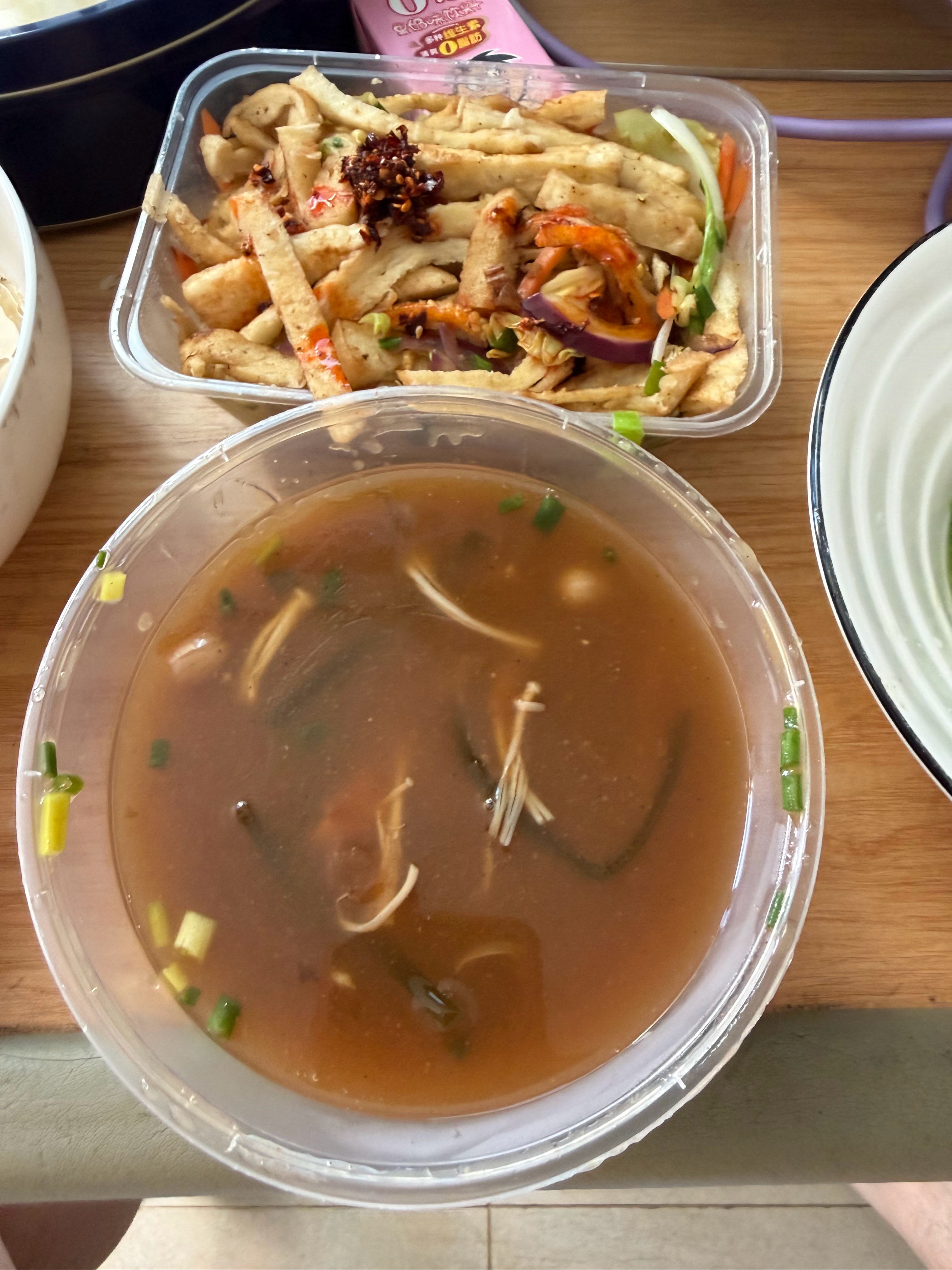 胡辣汤，炒饼丝，完美 