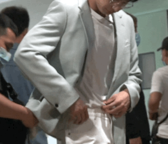 嘿嘿，肯定有很多新粉宝贝还没看过这个动图