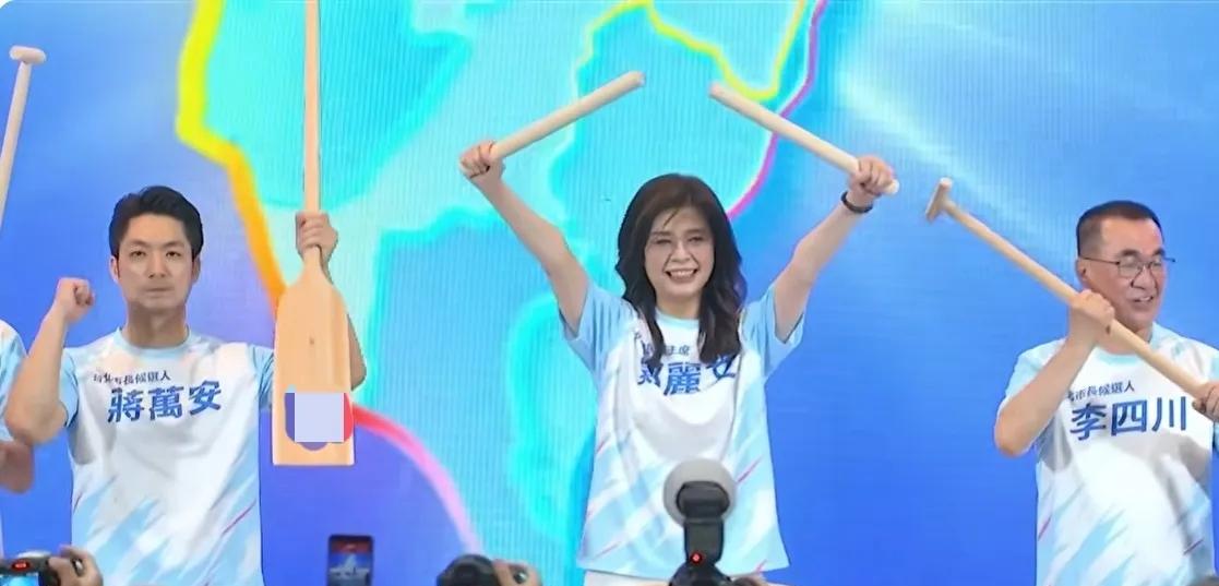 多名国民党代表提案把“国家统一纲领”拿回讨论与安排议程里

今天（25日）上午，