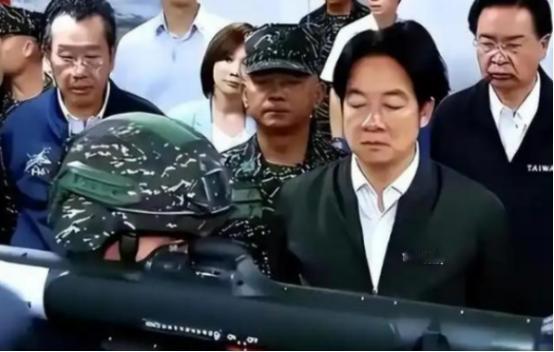 美国敢给台湾送导弹，中国却不敢给胡塞递一颗子弹？说白了，中国不愿给胡塞武装提供武