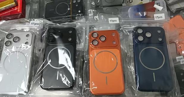 所以偷拍的位置是摄像头还是中心的大圆圈啊，根本看不出来啊 