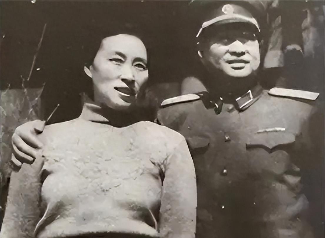 1961年陈赓因病离世，临终前他对妻子傅涯坦言：有两件事怕你难以承受，你准备好了