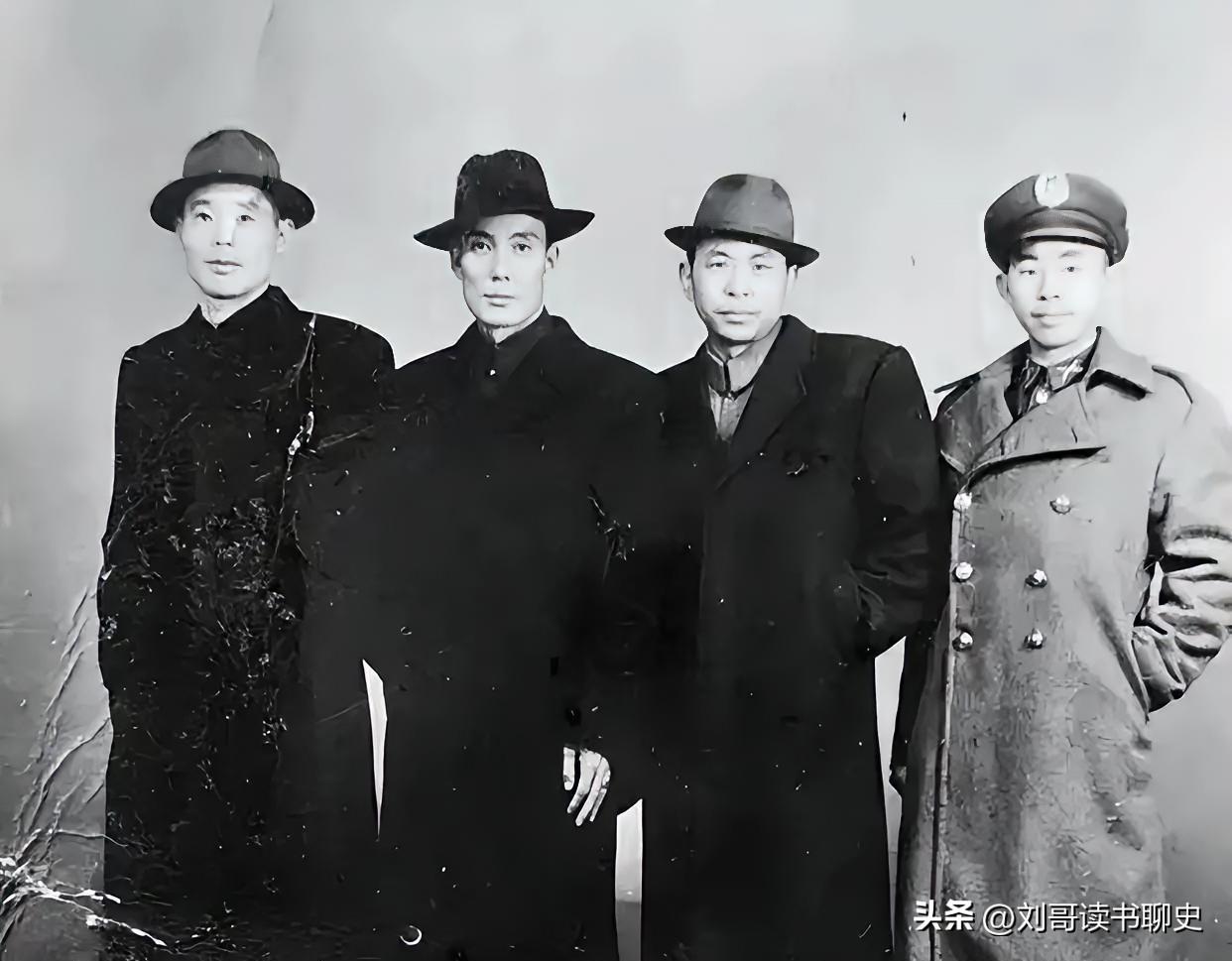 绞刑架下，他塞给狱友一张纸条。27人无一投降。

队长邝惠安，真名龚昌荣。

广