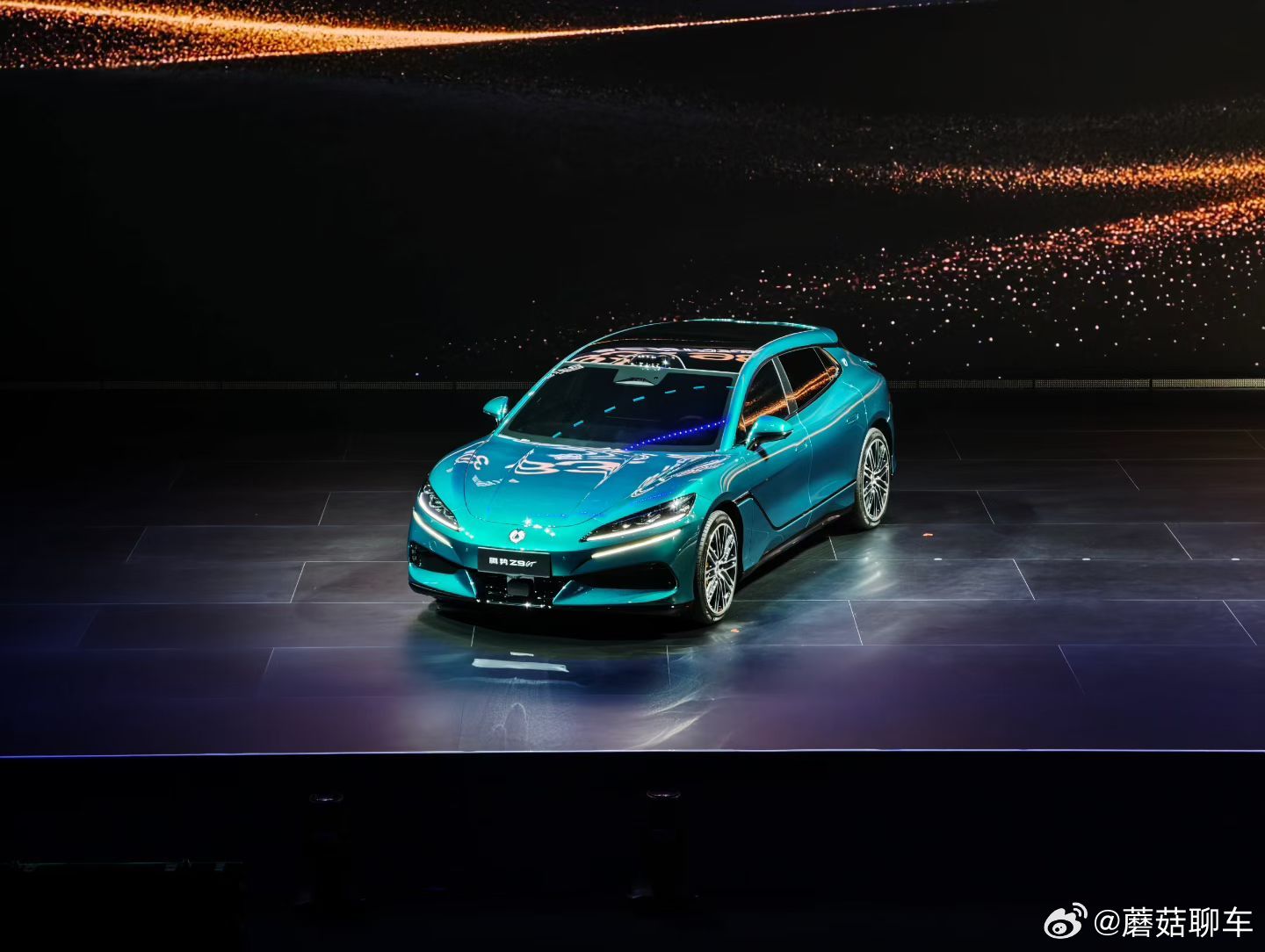 全新腾势Z9GTZ9gt终于改款了！全新的Z9gt可以说全方位升级，最炸裂的就是