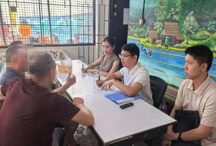 当中国是软柿子？5月15日，菲律宾多部门联合突袭，棉兰老岛东米萨米斯省三佳钢铁公
