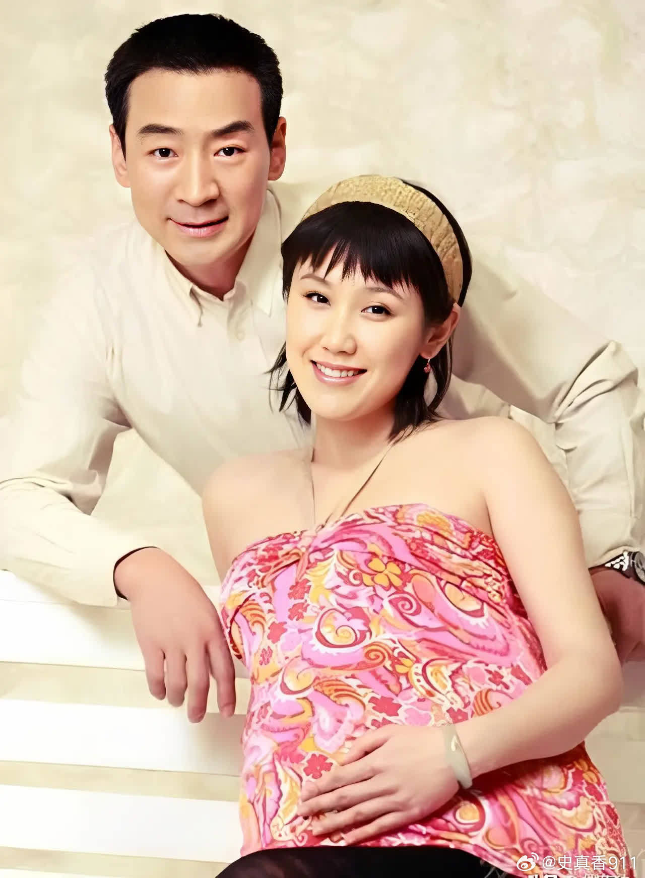 2003年，49岁的寇振海爱上了25岁女星李婷，同居3年后，寇振海突然对李婷说：