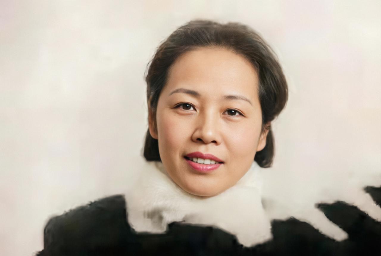 她16岁嫁给一位开国元帅，独守45年，等了一辈子，晚年拒绝见面。