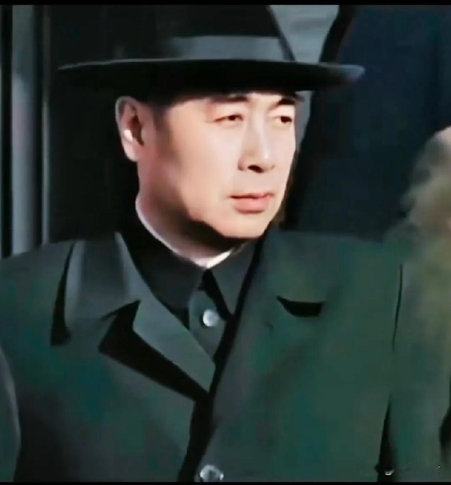 🌺🙏敬爱的周总理，我们满怀赤诚与礼赞，向您表达追思。您用无私的品格与担当，成