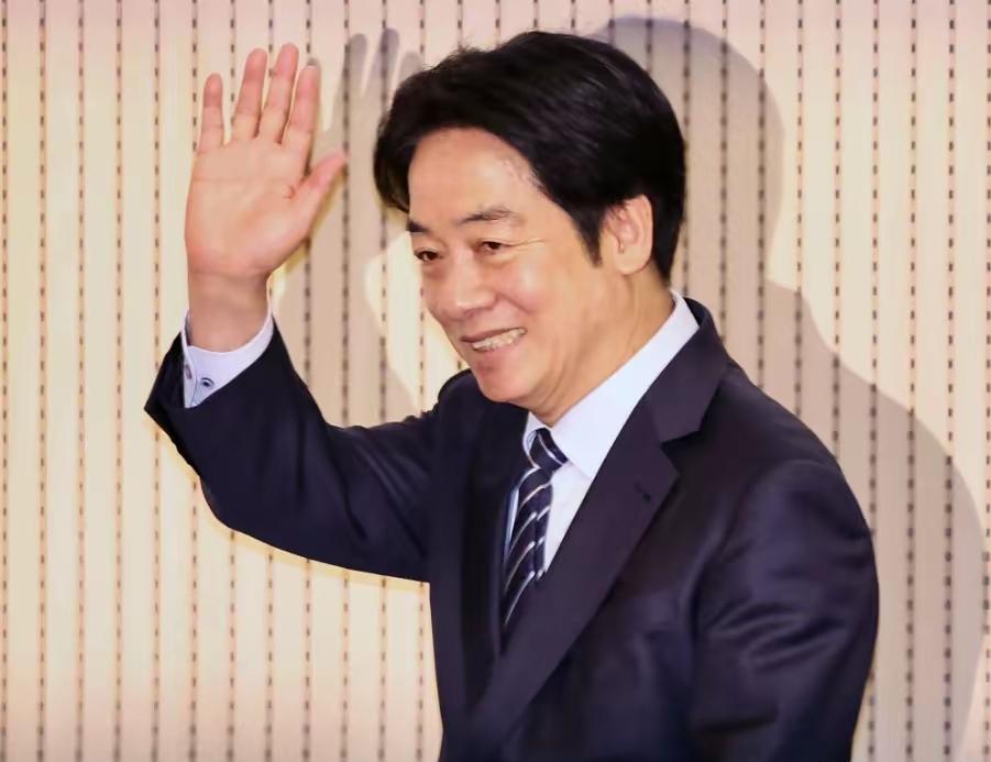 台湾地区的命就掌握在大陆手里，别说赖清德或者蔡英文之流了。
大陆只需要一招，台湾