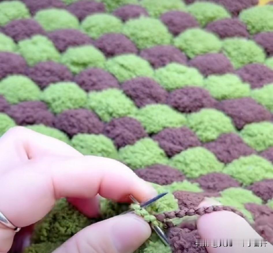 拒绝逞能

看到好几起擦玻璃坠亡的案例了

前几天安装插座冒险了一次，后面其实全