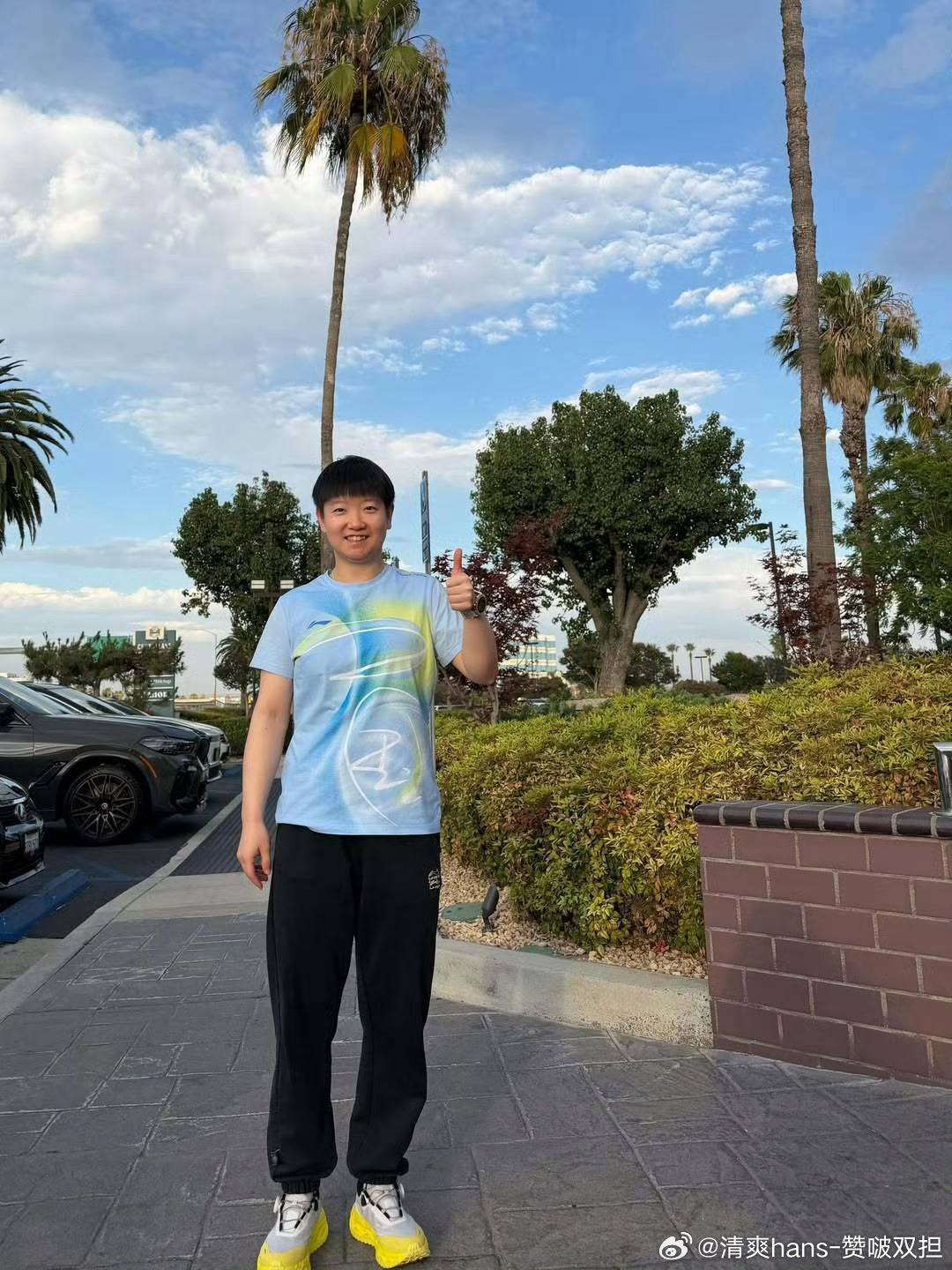 孙颖莎说keepfighting可爱莎 