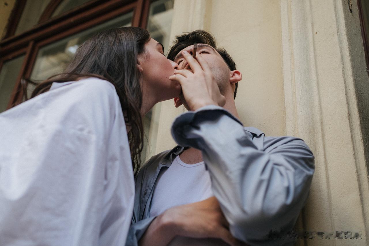 男人背叛婚姻不外乎下面这3种情况，其中最难修复的是最后一种。

1.反复出轨不同