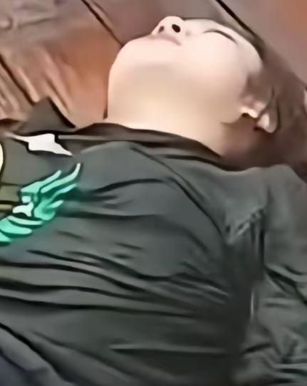 可惜了！一位女子为了养家糊口，算账算到夜班上：为多挣50元补贴，主动申请长期上夜