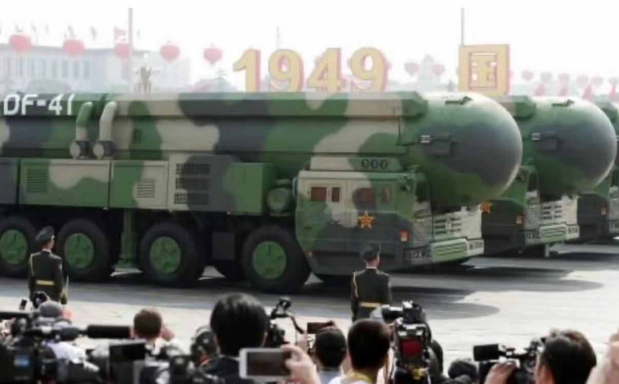 美军的一份评估报告表示，我们在跟蒙古的边境上部署了100多枚DF-31洲际导弹。