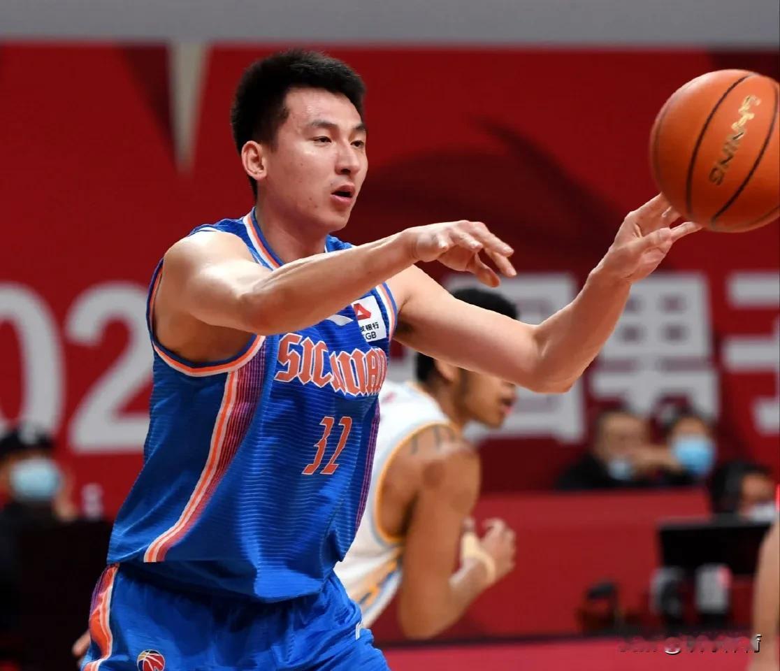 据媒体人导演我躺哪_basketball报道称，四川男篮开始在国内球员方面开刀，