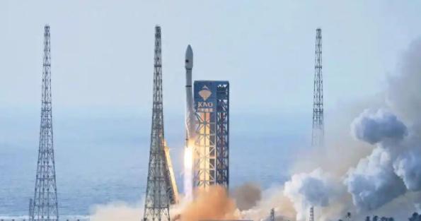 卫星发射传来捷报！北京时间2026年9月17日8时32分，海南商业航天发射场内长
