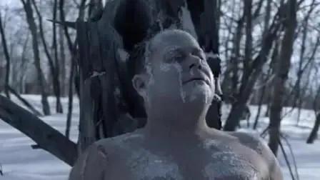 既然低温不会使蛋白质变性，那为啥人还会冻死？

要知道生物体是由一个个细胞构成的