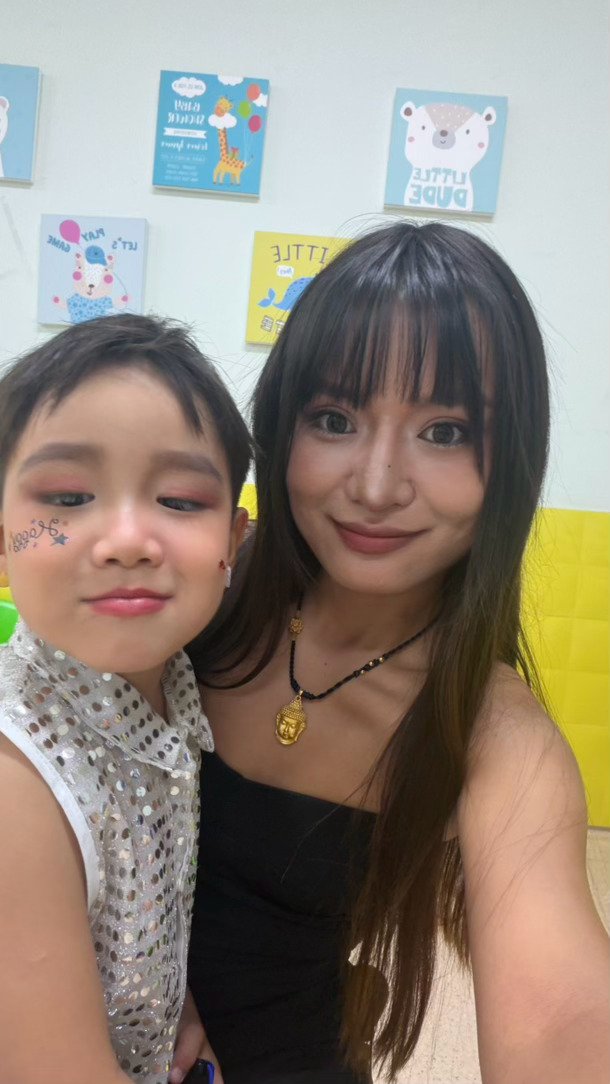 儿子演出圆满成功，表现的太棒啦，原相机拍两张✌🏼霉霉婚礼阵容堪比MetGala