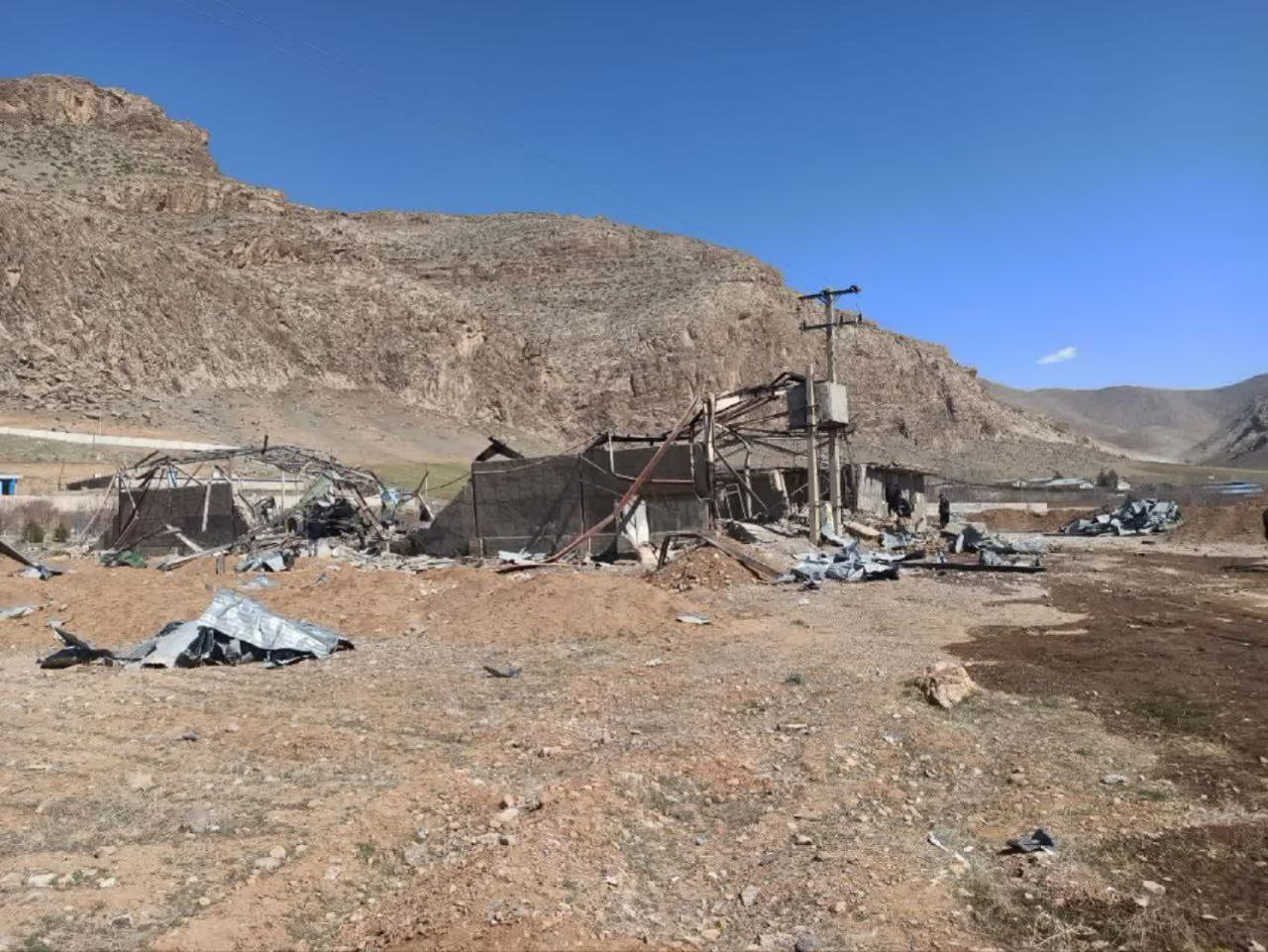 🔻伊朗 Press TV：“以色列战机袭击了洛雷斯坦省阿利什塔尔的一个农业仓库