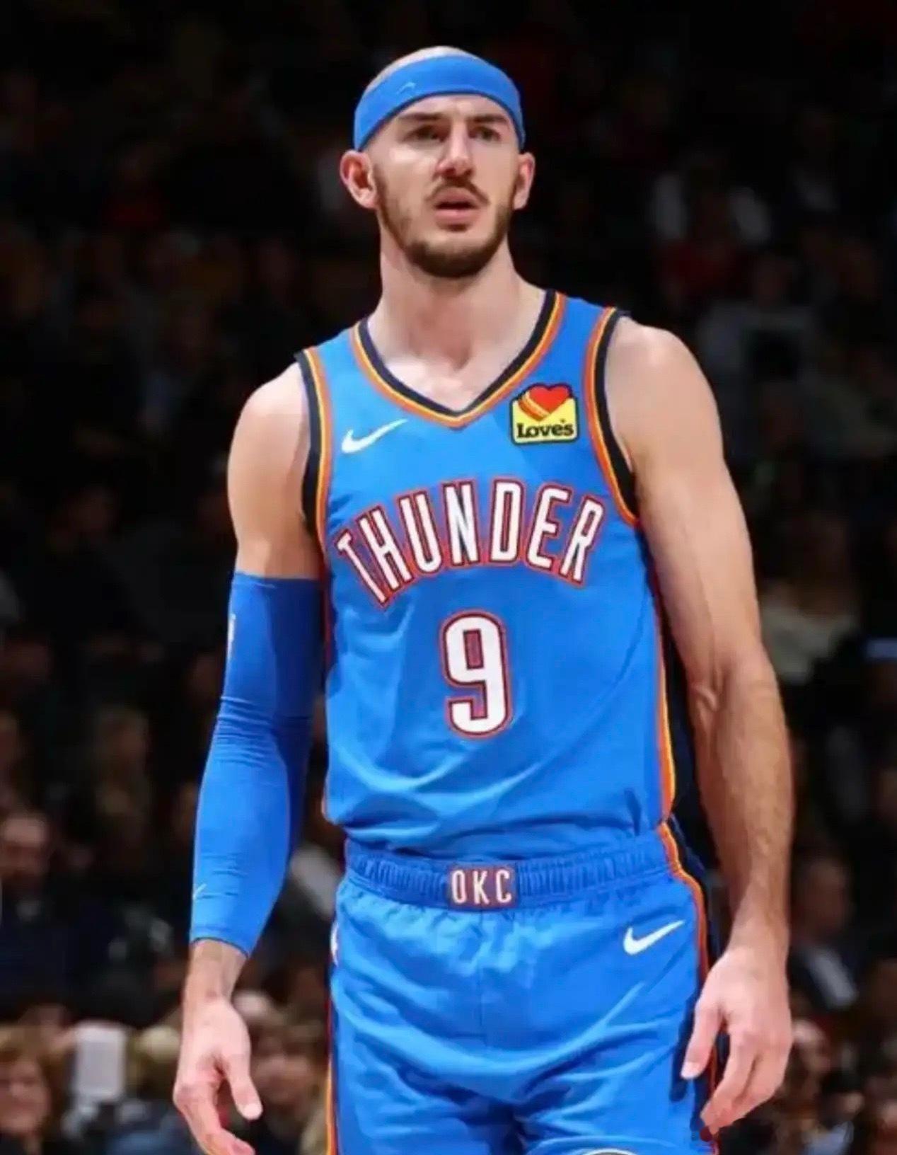 这绝对是湖人近年来最后悔的五笔交易！大家认同吗？1. 威少“三巨头”豪赌（202