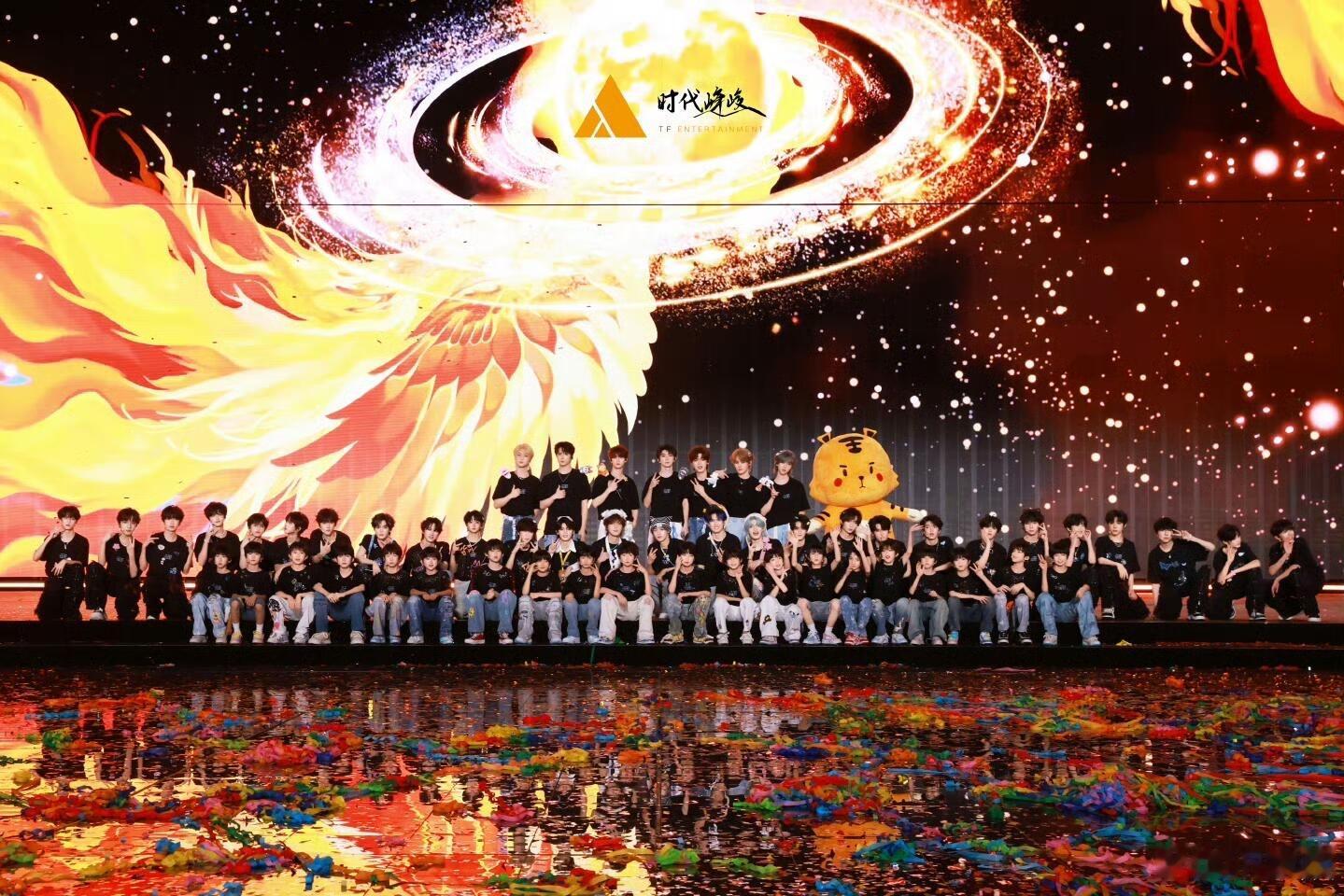 一张图看懂时代峰峻的电影野心很多人还在讨论养成系能不能演戏，时代峰峻的人已经用选