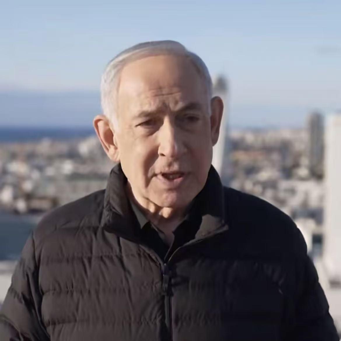 3月1日，内塔尼亚胡视频称，下令未来数日升级对伊朗首都德黑兰的空袭，并动员全部力