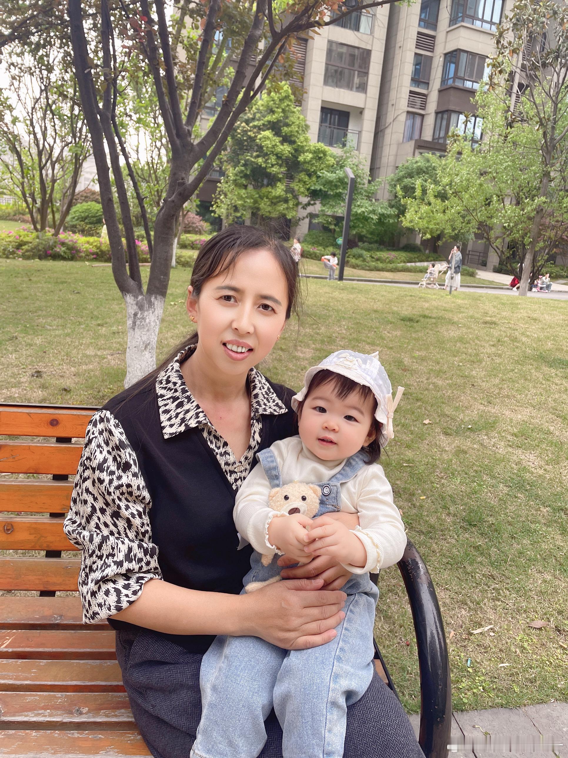 是妈妈 是女儿 也是自己和妈妈一起，永远可以做孩子母亲节快乐❤️ ​​​