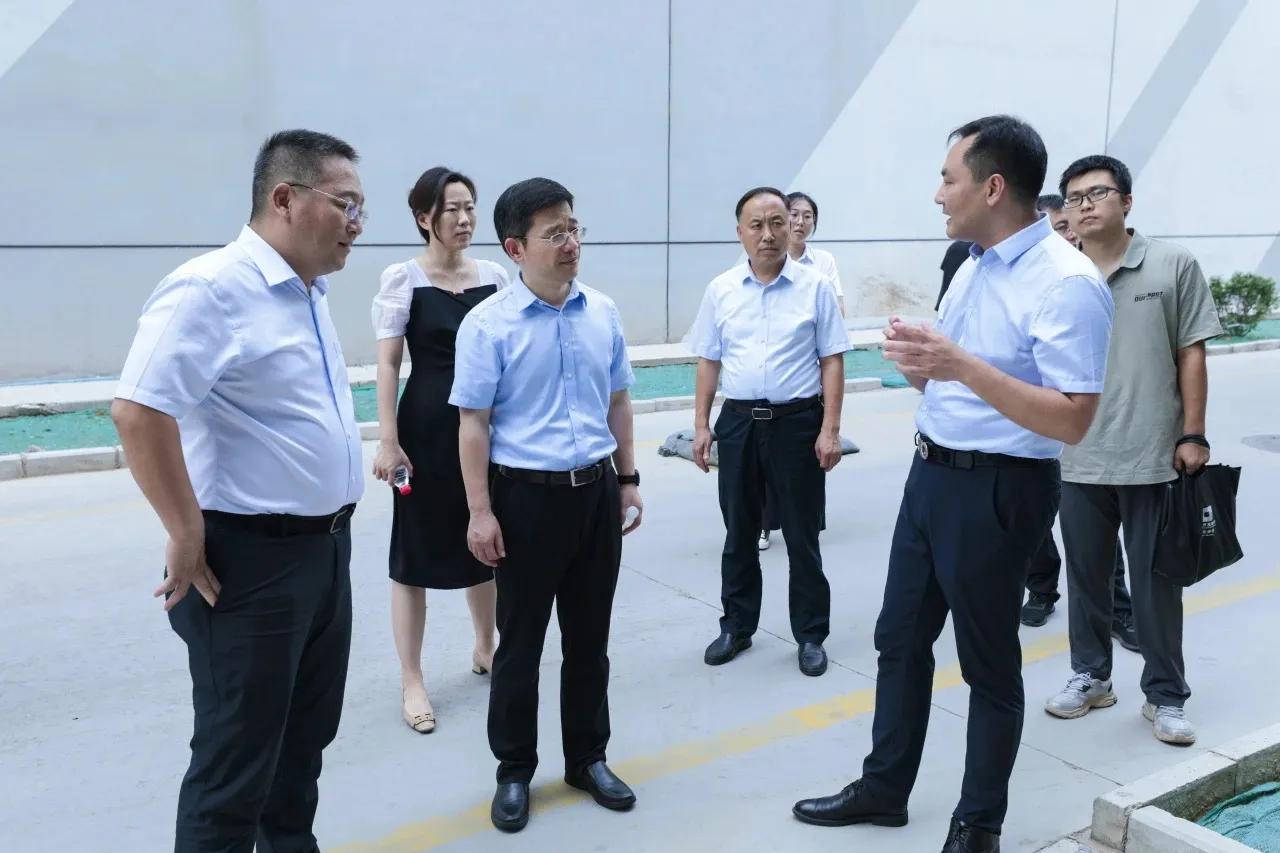 国家开发银行河北省分行领导赴石家庄国家骨干冷链物流基地调研

8月15日下午，国